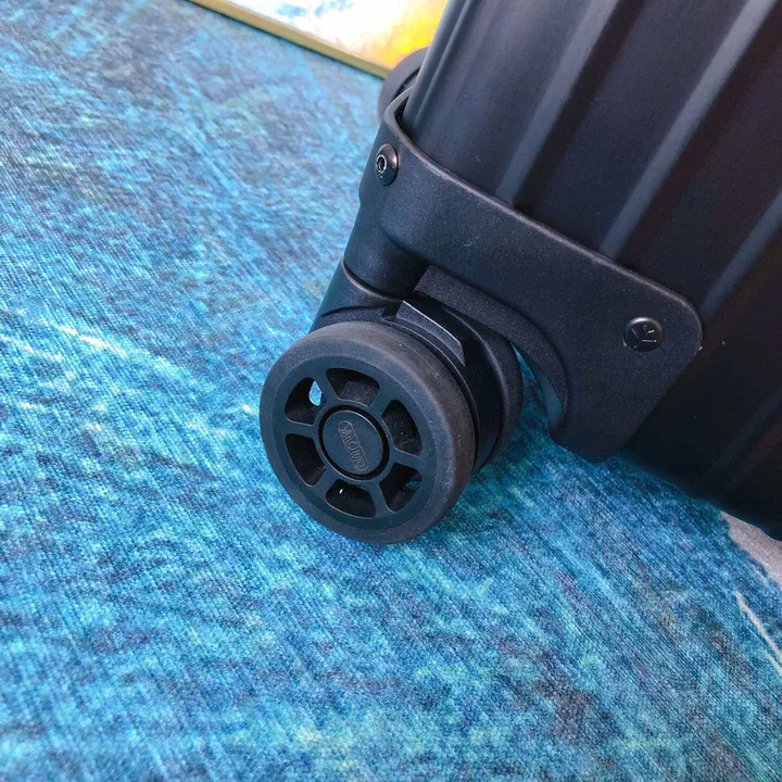 スーパーコピー リモワ スーツケース