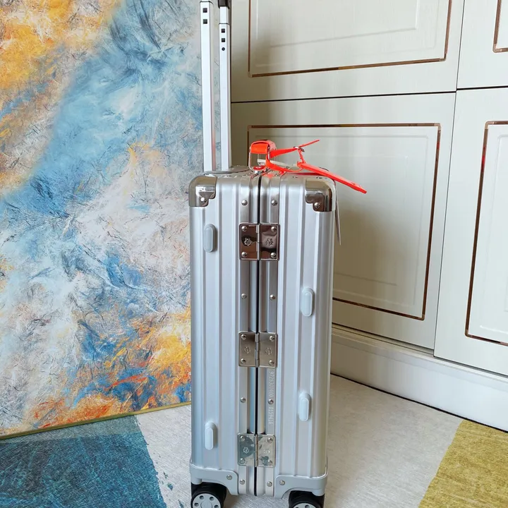 スーパーコピー シチズン スーツケース