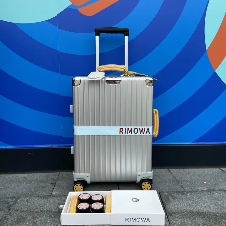 スーパーコピー リモワ スーツケース