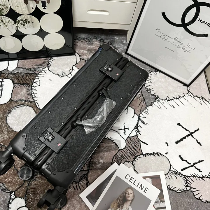 スーパーコピー シャネル スーツケース