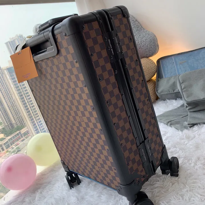 スーパーコピー ルイヴィトン スーツケース