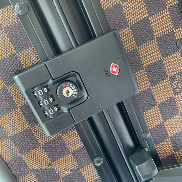 スーパーコピー ルイヴィトン スーツケース