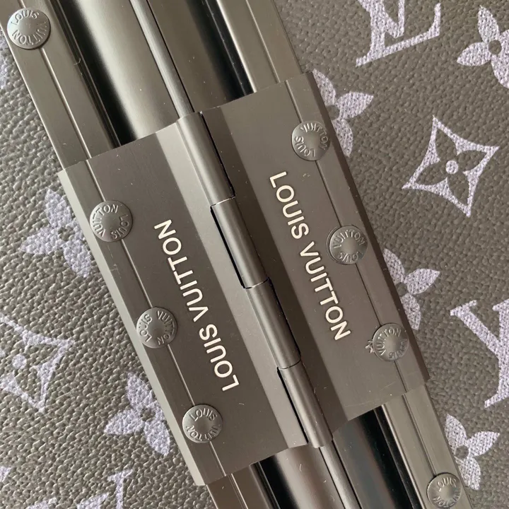 スーパーコピー ルイヴィトン スーツケース