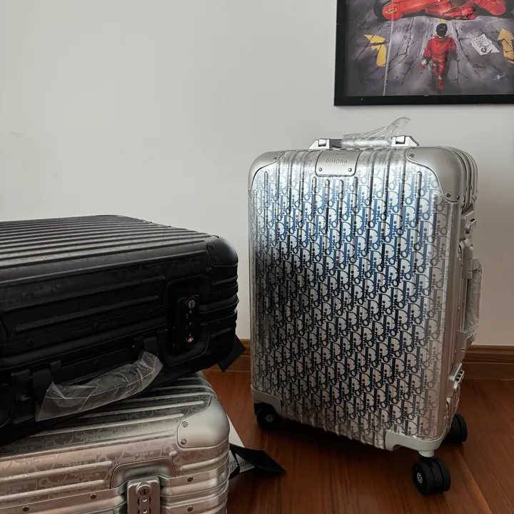 スーパーコピー リモワ スーツケース