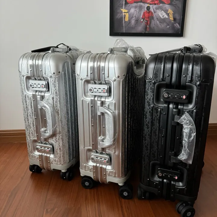 スーパーコピー リモワ スーツケース