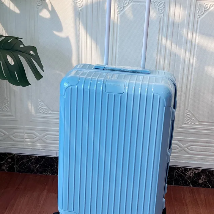 スーパーコピー リモワ スーツケース