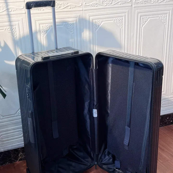 スーパーコピー リモワ スーツケース