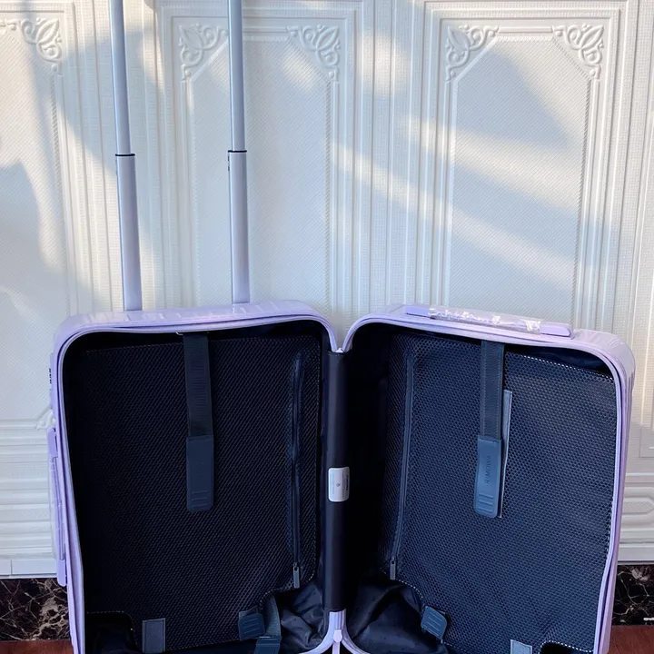 スーパーコピー リモワ スーツケース