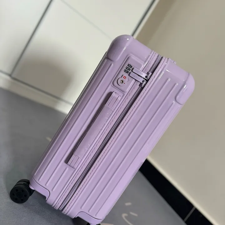 スーパーコピー リモワ スーツケース