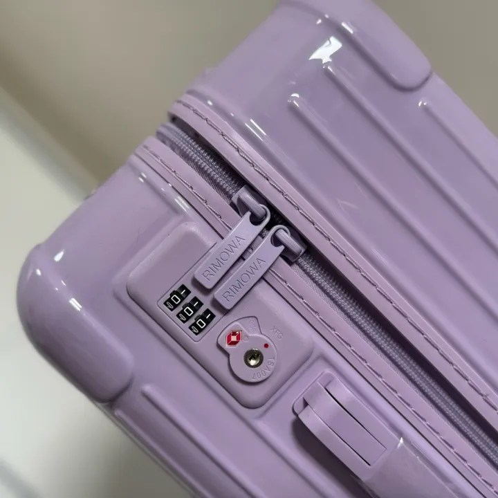 スーパーコピー リモワ スーツケース