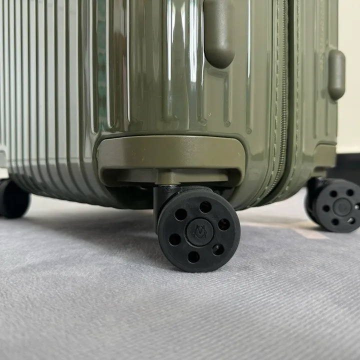 スーパーコピー リモワ スーツケース