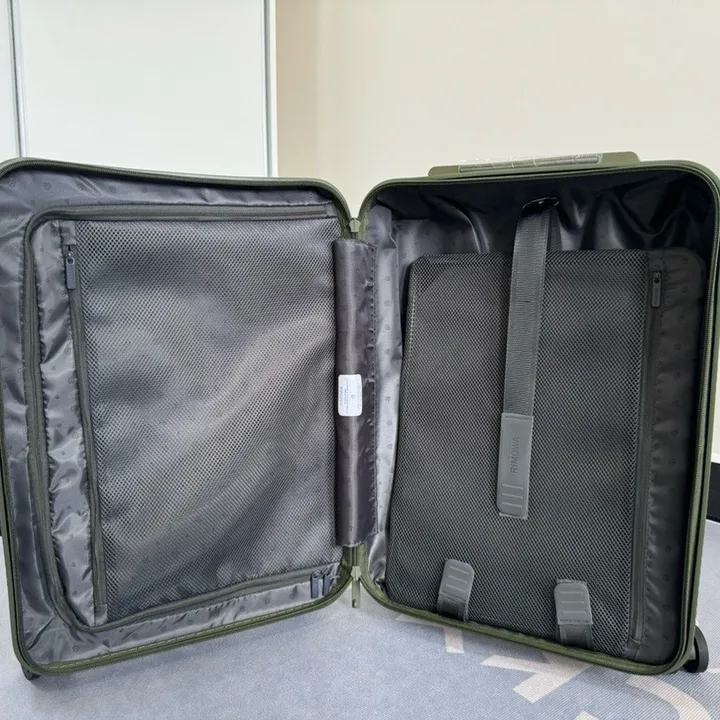 スーパーコピー リモワ スーツケース