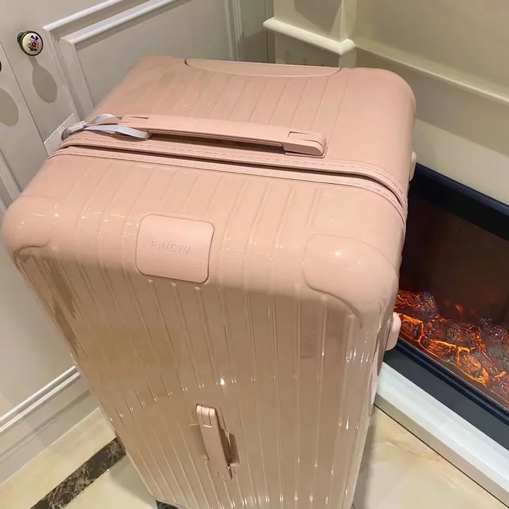 スーパーコピー リモワ スーツケース