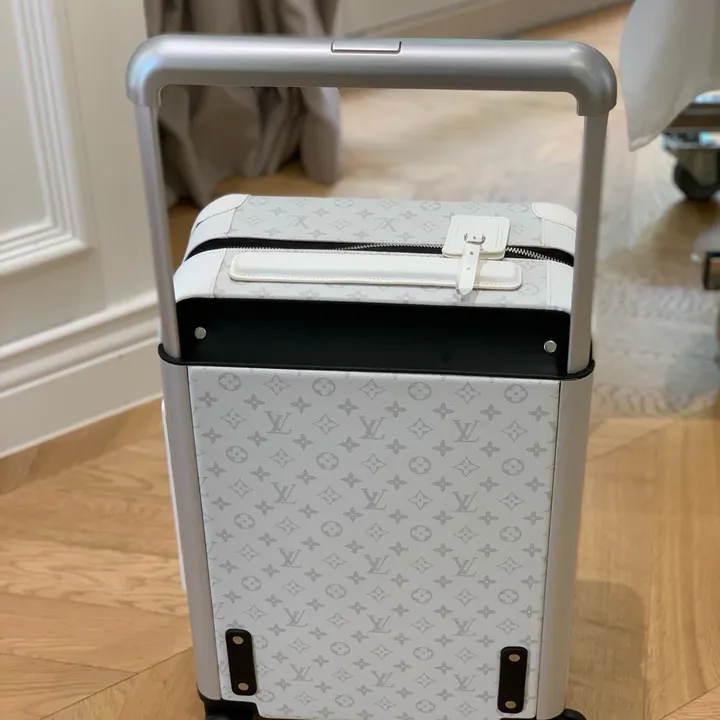 スーパーコピー ルイヴィトン スーツケース