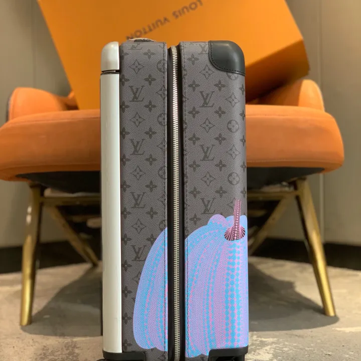 スーパーコピー ルイヴィトン スーツケース