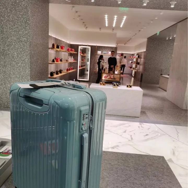 スーパーコピー リモワ スーツケース