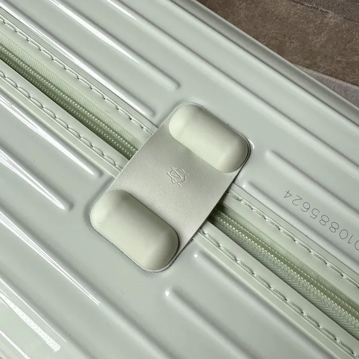 スーパーコピー リモワ スーツケース