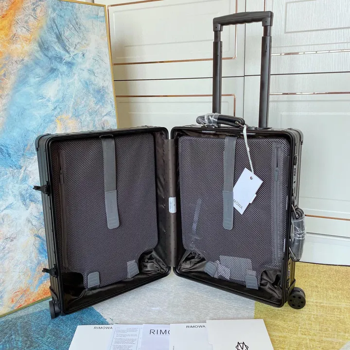 スーパーコピー リモワ スーツケース