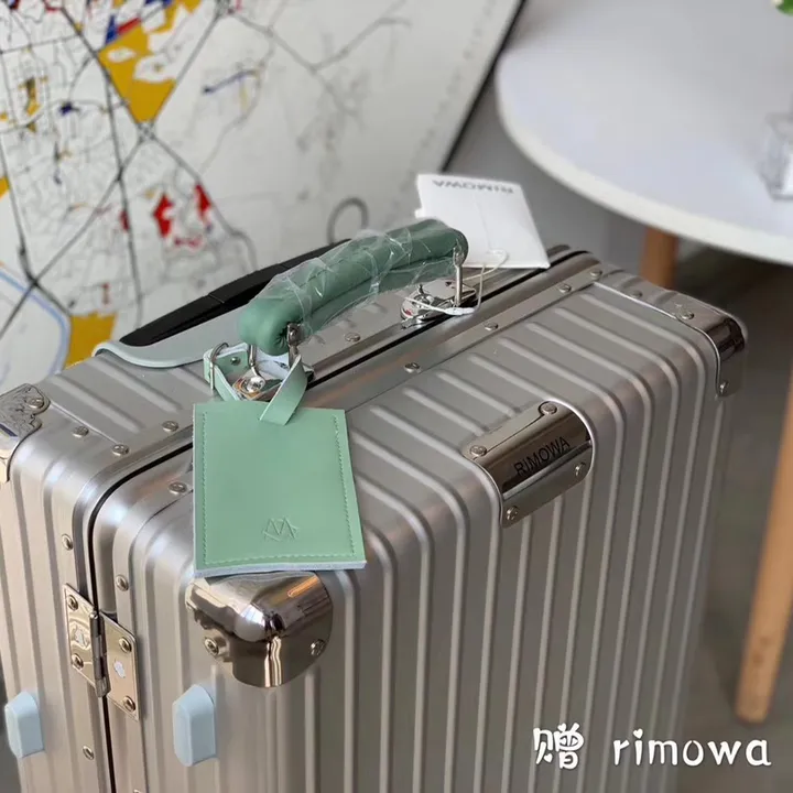 スーパーコピー リモワ スーツケース