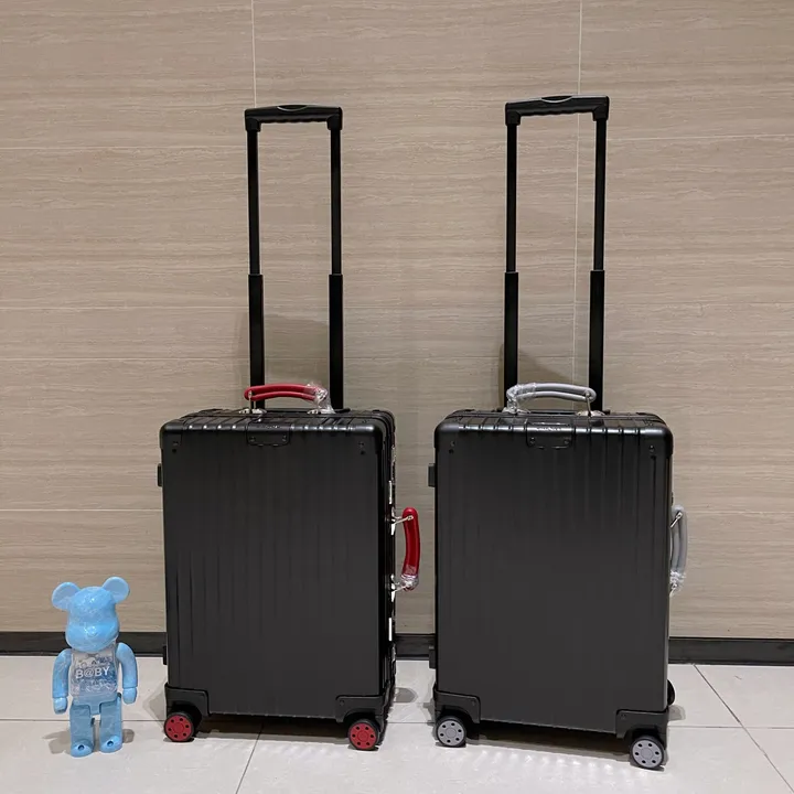 スーパーコピー リモワ スーツケース