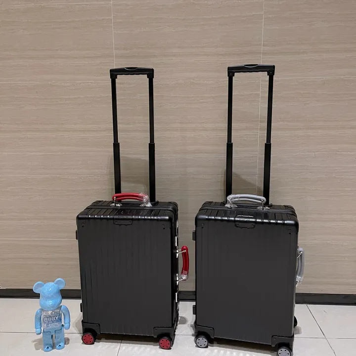 スーパーコピー リモワ スーツケース