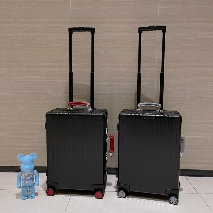 スーパーコピー リモワ スーツケース