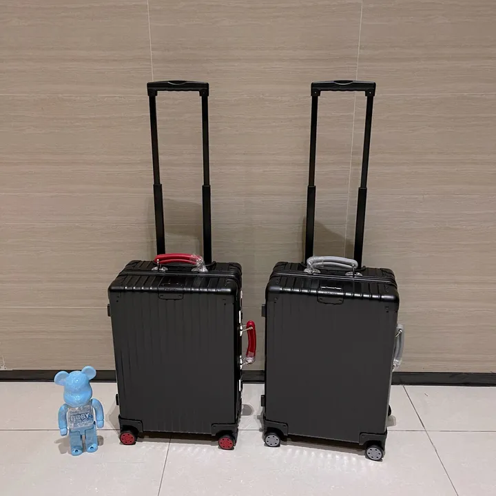 スーパーコピー リモワ スーツケース