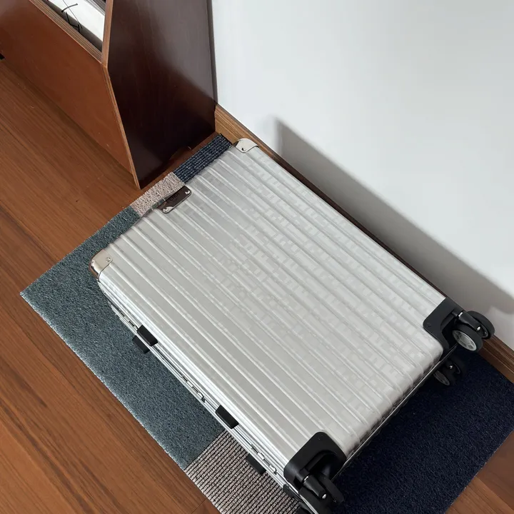 スーパーコピー フェンディ スーツケース