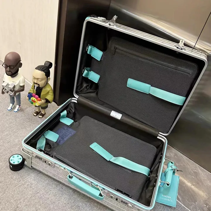 スーパーコピー ティファニー スーツケース