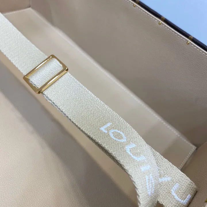 スーパーコピー ルイヴィトン スーツケース