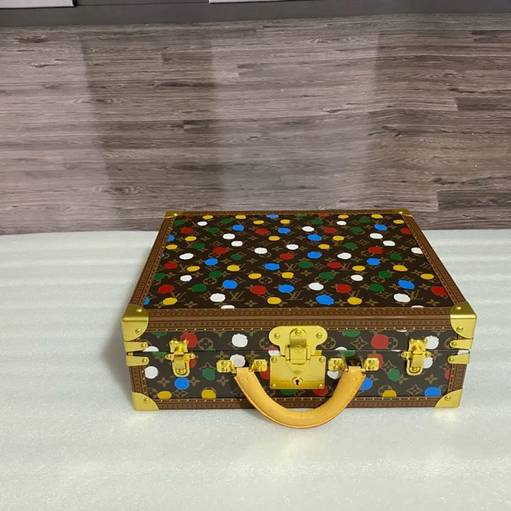 スーパーコピー ルイヴィトン スーツケース