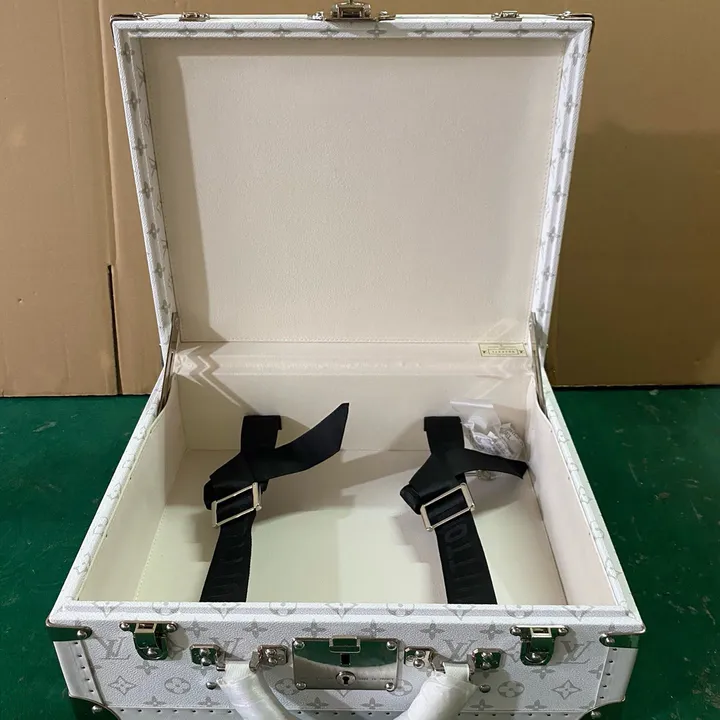 スーパーコピー ルイヴィトン スーツケース