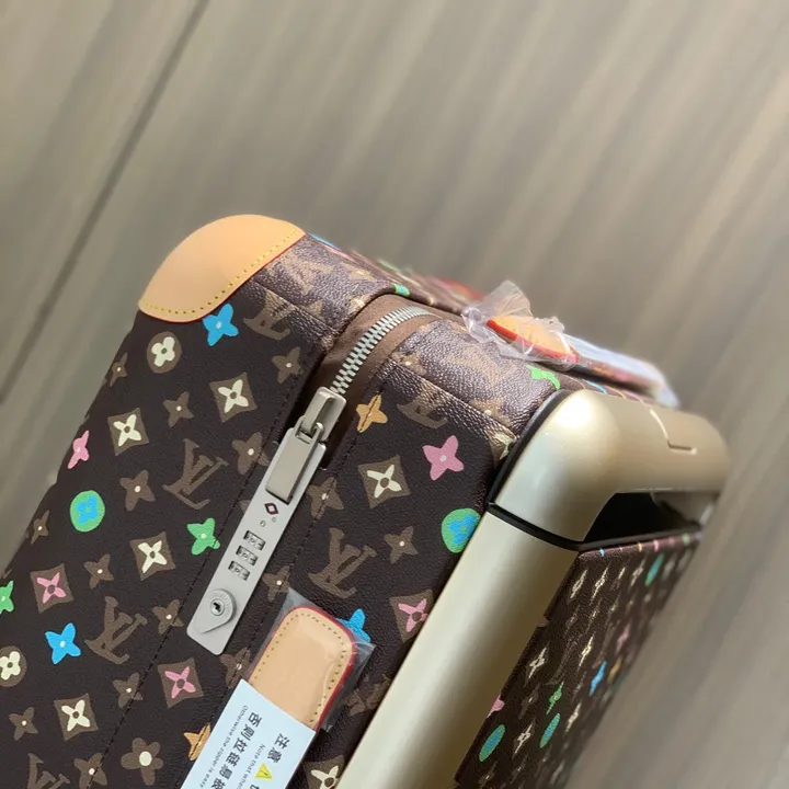 スーパーコピー ルイヴィトン スーツケース