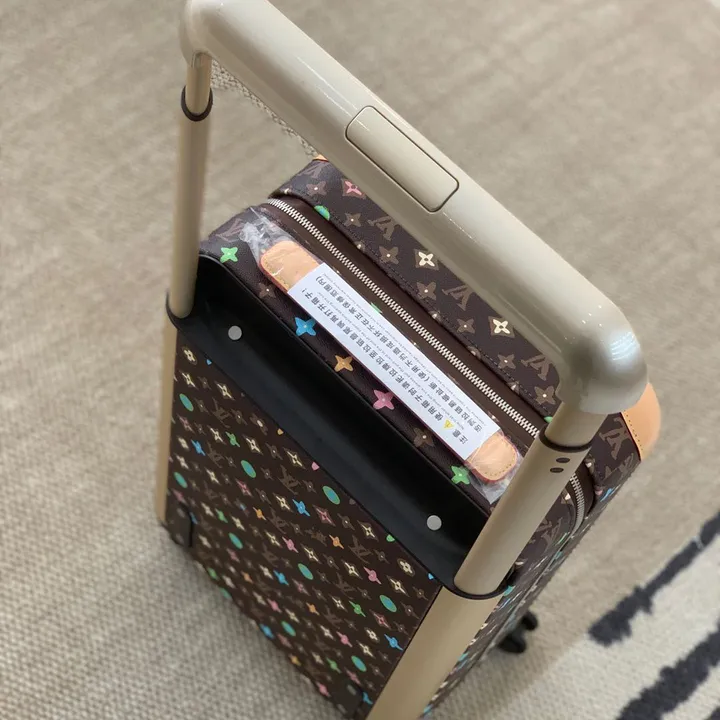 スーパーコピー ルイヴィトン スーツケース