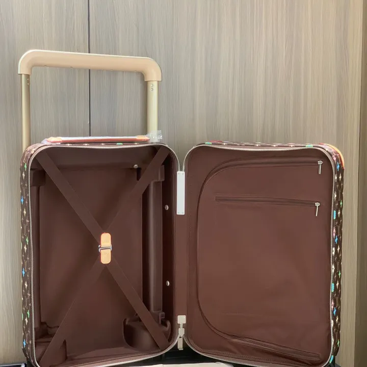 スーパーコピー ルイヴィトン スーツケース