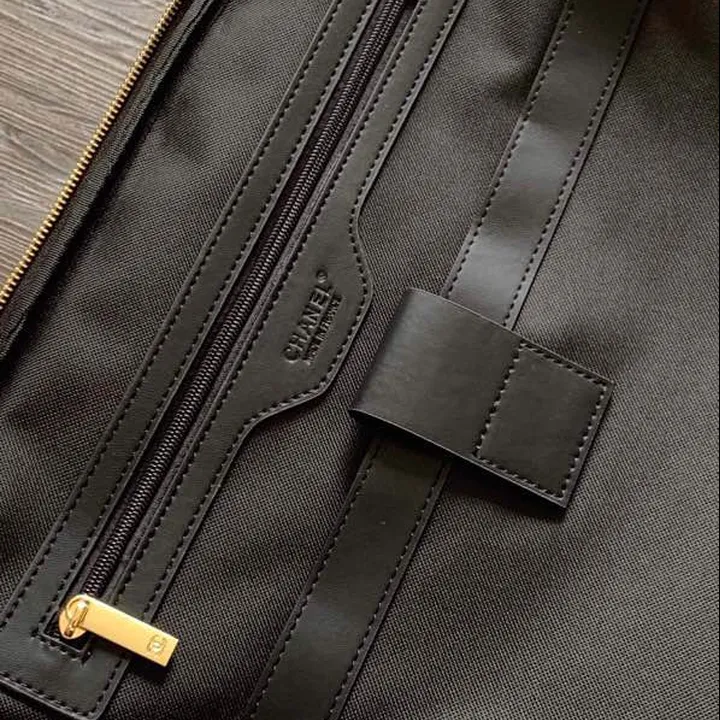 スーパーコピー シャネル スーツケース