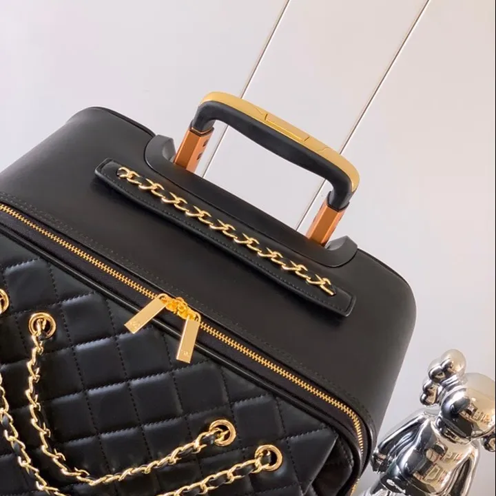 スーパーコピー シャネル スーツケース