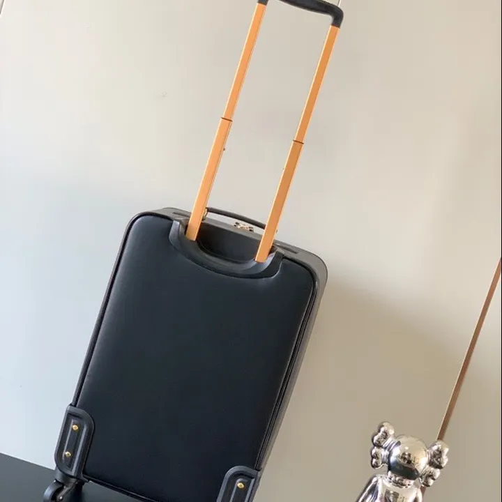 スーパーコピー シャネル スーツケース