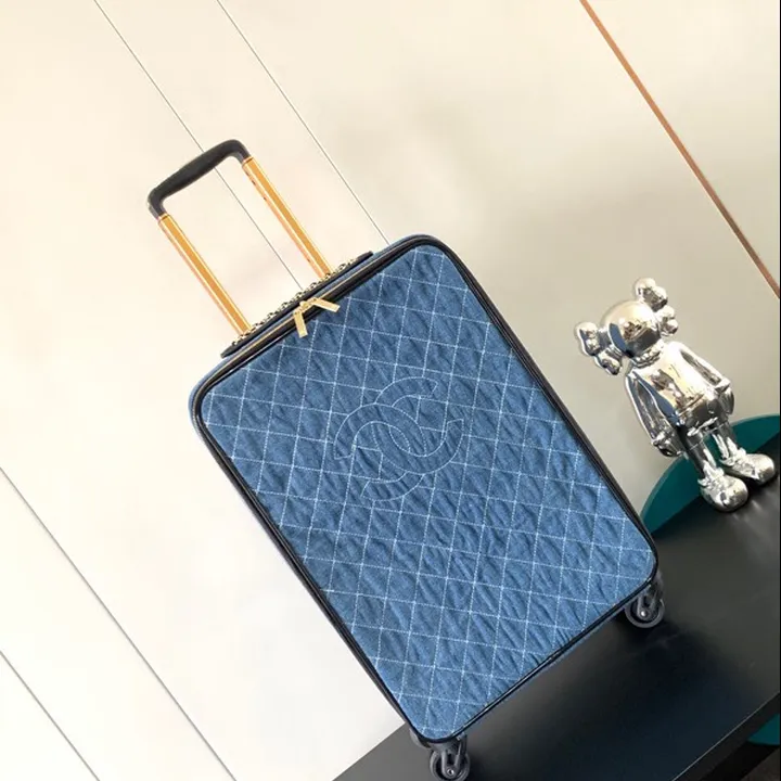 スーパーコピー シャネル スーツケース