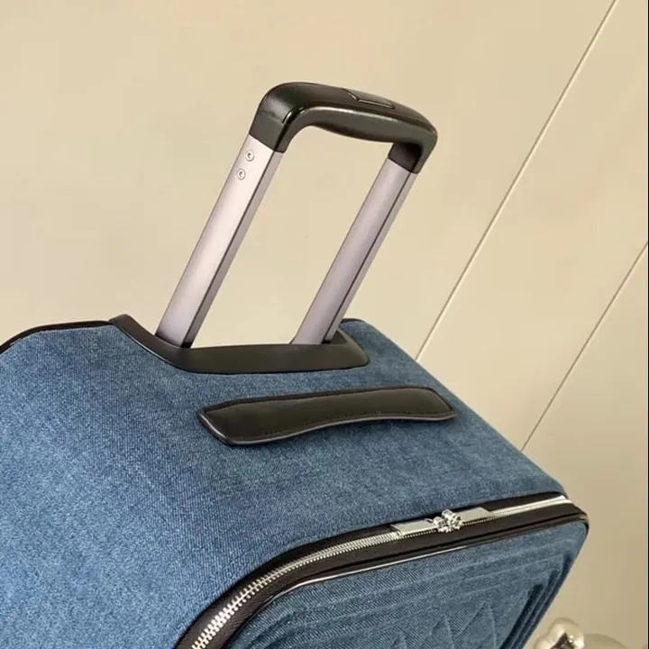 スーパーコピー シャネル スーツケース