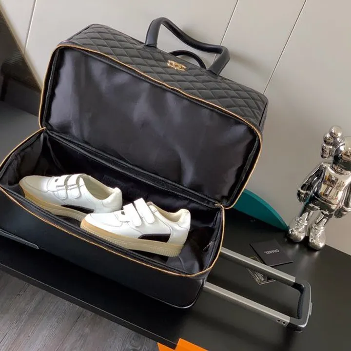 スーパーコピー シャネル スーツケース