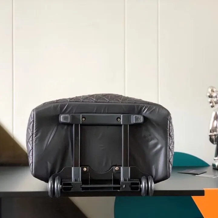 スーパーコピー シャネル スーツケース