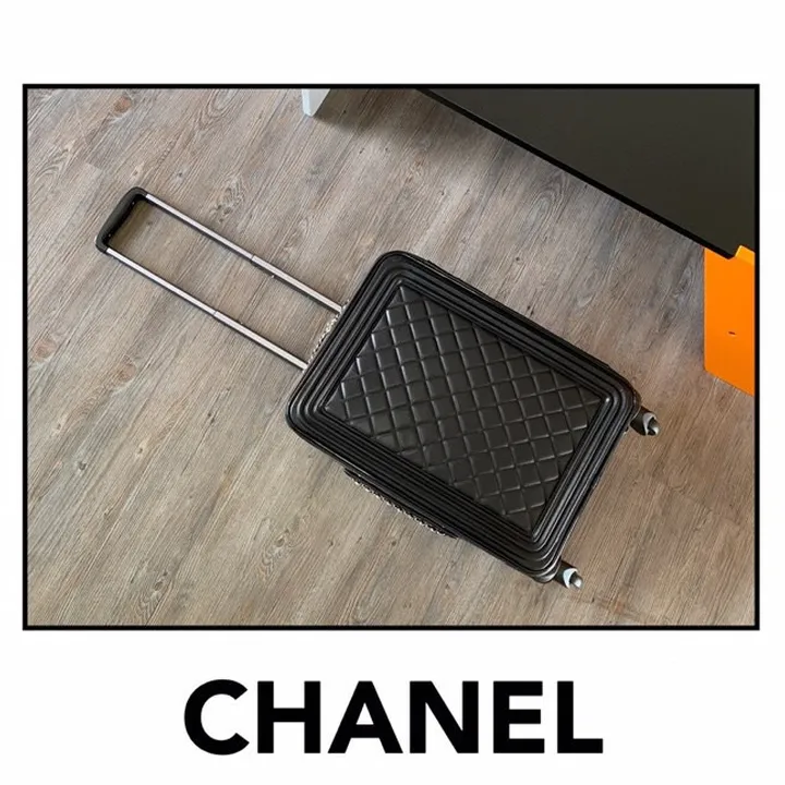 スーパーコピー シャネル スーツケース