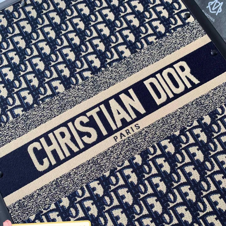 スーパーコピー ディオール スーツケース