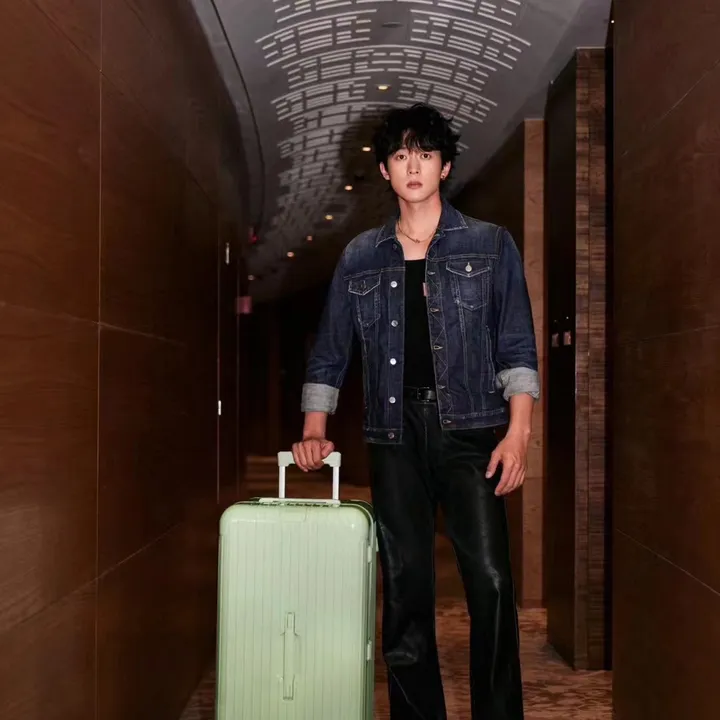 スーパーコピー リモワ スーツケース