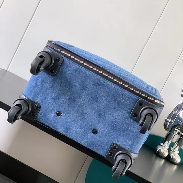 スーパーコピー シャネル スーツケース