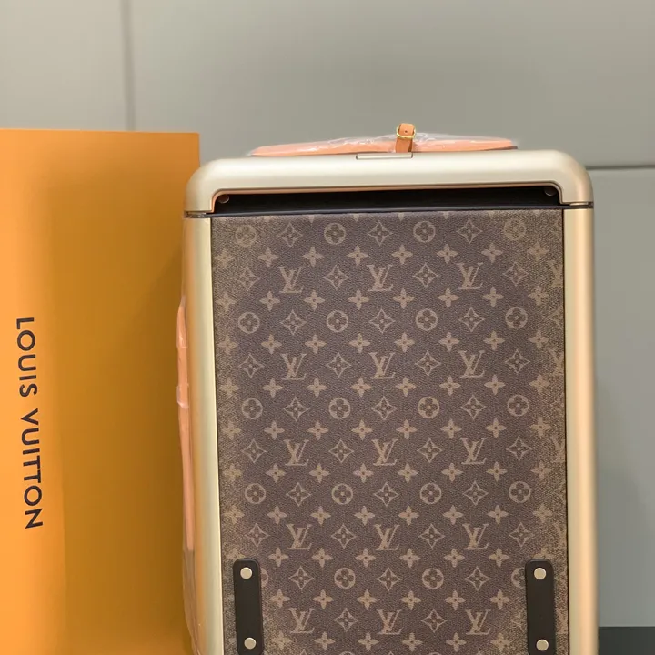 スーパーコピー ルイヴィトン スーツケース