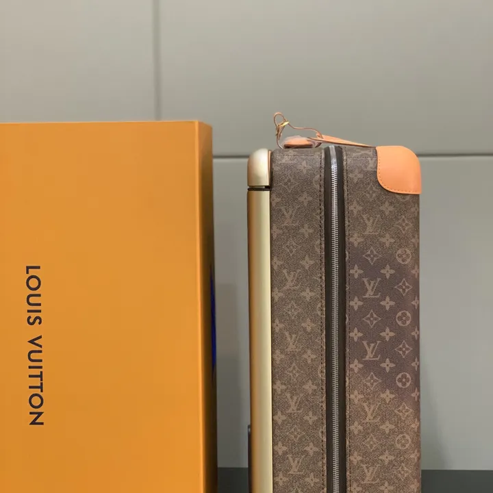 スーパーコピー ルイヴィトン スーツケース
