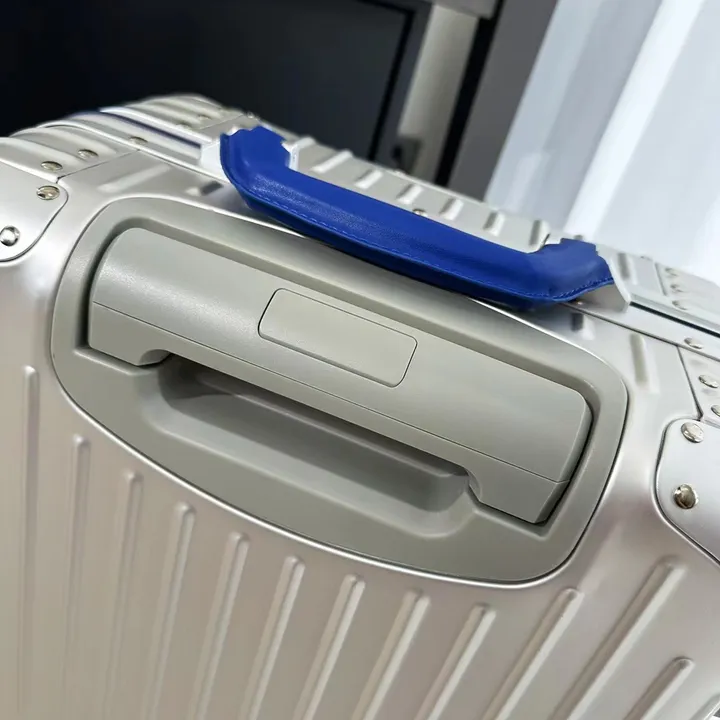 スーパーコピー リモワ スーツケース