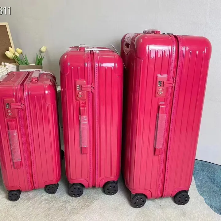 スーパーコピー リモワ スーツケース